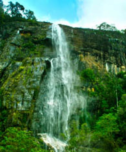  Diyaluma Falls